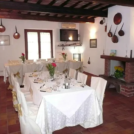 Le Caselle 3*